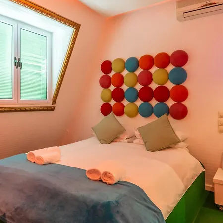 Daddy Long Legs Art Hotel-2